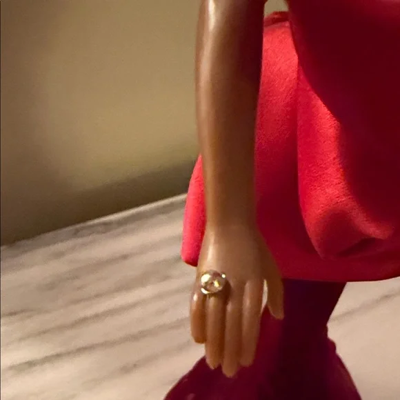 BOB MACKIE RUBY RADIANCE BARBIE - Picture 6 of 6